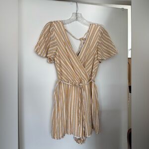 Summery Striped Romper 🍯